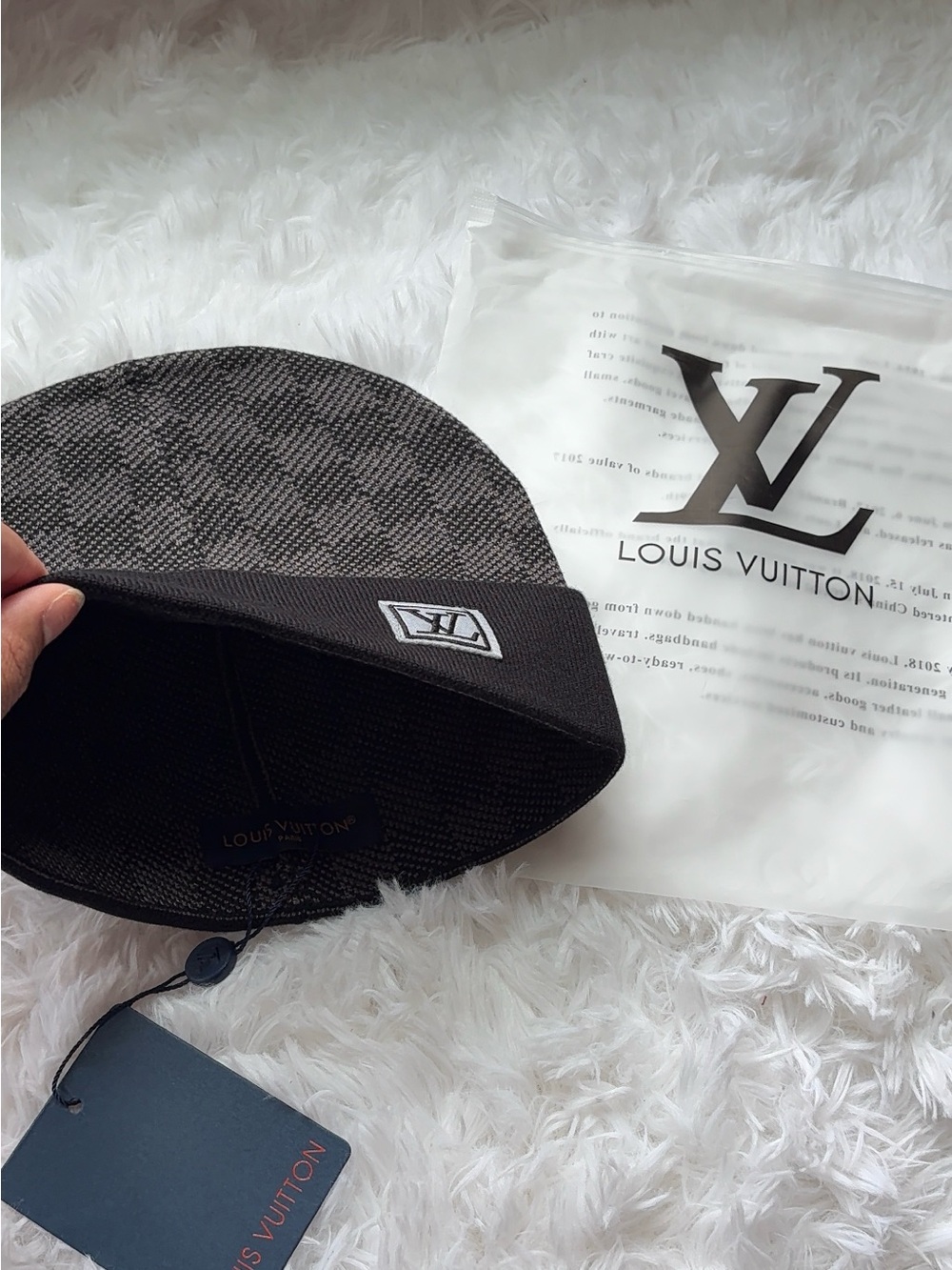 Designer beanie - Picture 2 of 2
